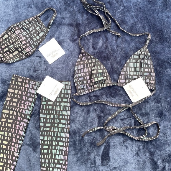 Glitchin Glam Matrix Reflective Set - Picture 3 of 3